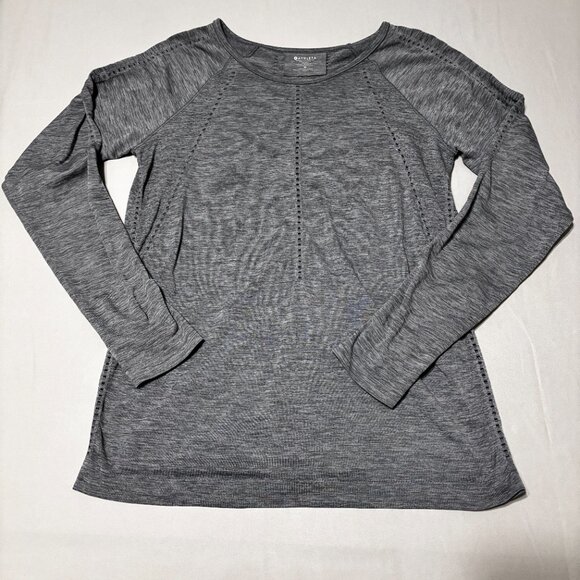 Athleta Gray Long Sleeve Perforated Top Medium Lightweight Activewear Stretchy - Picture 1 of 10
